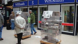 Passengers not obliged to show boarding cards in airport shops