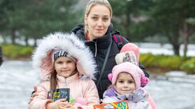 Driving to another home for Christmas: Ukrainian refugees meet new host families