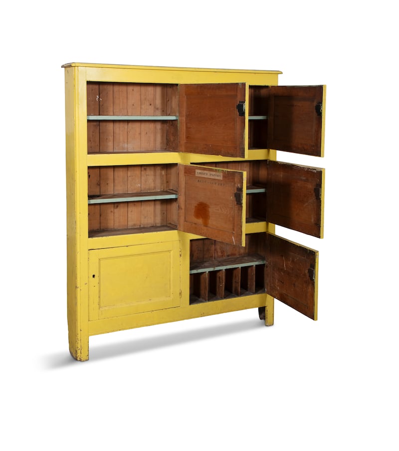 A painted pine housekeepers cupboard (€800-€1,200)