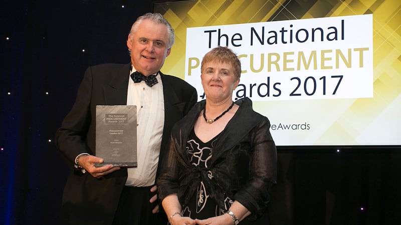 Jeanne Copeland CEO, Greenville Procurement Partners, presents the Procurement Leader 2017 award to Brian Murphy