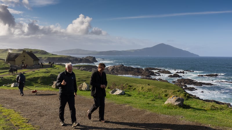Green and unpleasant land: Martin McDonagh and Colin Farrell on the set of The Banshees of Inisherin. Photograph: Jonathan Hession/Searchlight Pictures