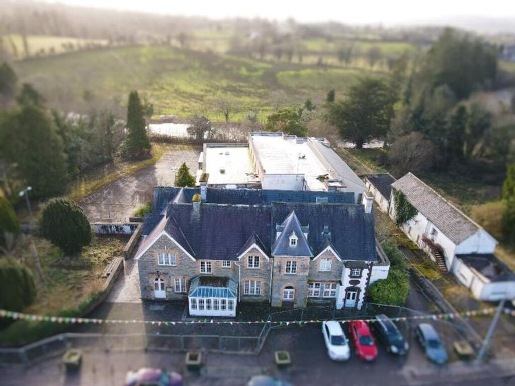 Abbey Manor Hotel, Leitrim: Last November, a large group of Dromahair locals held protests in the village over concerns that asylum seekers were to be accommodated at the hotel
