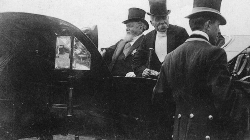 ‘We are neither governed nor defended. Very grave matters have been brought forward’