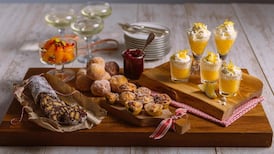 Mini meringue, doghnuts & chocolate: dinky Christmas desserts