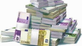 Cost of Govermment borrowing hits record low of -0.4%