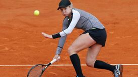 Djokovic avoids rain delays with rapid victory