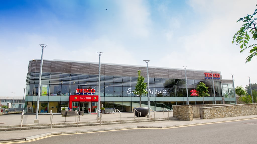 The Tesco store in Roscrea is let to Tesco Ireland on a 35-year lease from July 1st, 2011.