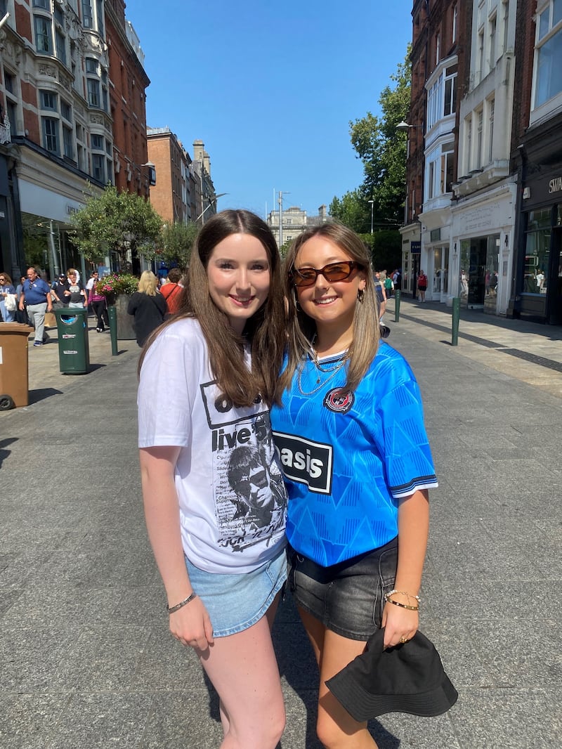 Alex O'Neill (left) and Eve Daly-Brennan pictured on Grafton Street in Dublin before the first Oasis gig in Croke Park