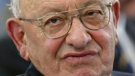 Influential critic feared by writers but enjoyed by readers