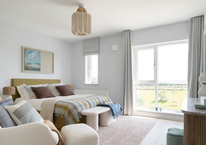 Main bedroom with en suite