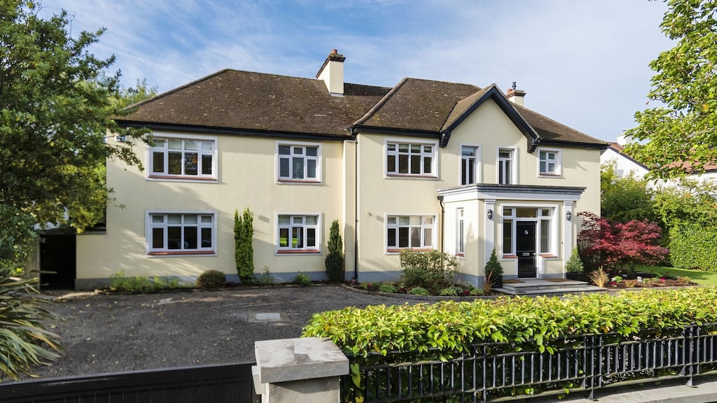 Number 3 Green Park faces Milltown Gold Club and has been a rental for the past 10 years.