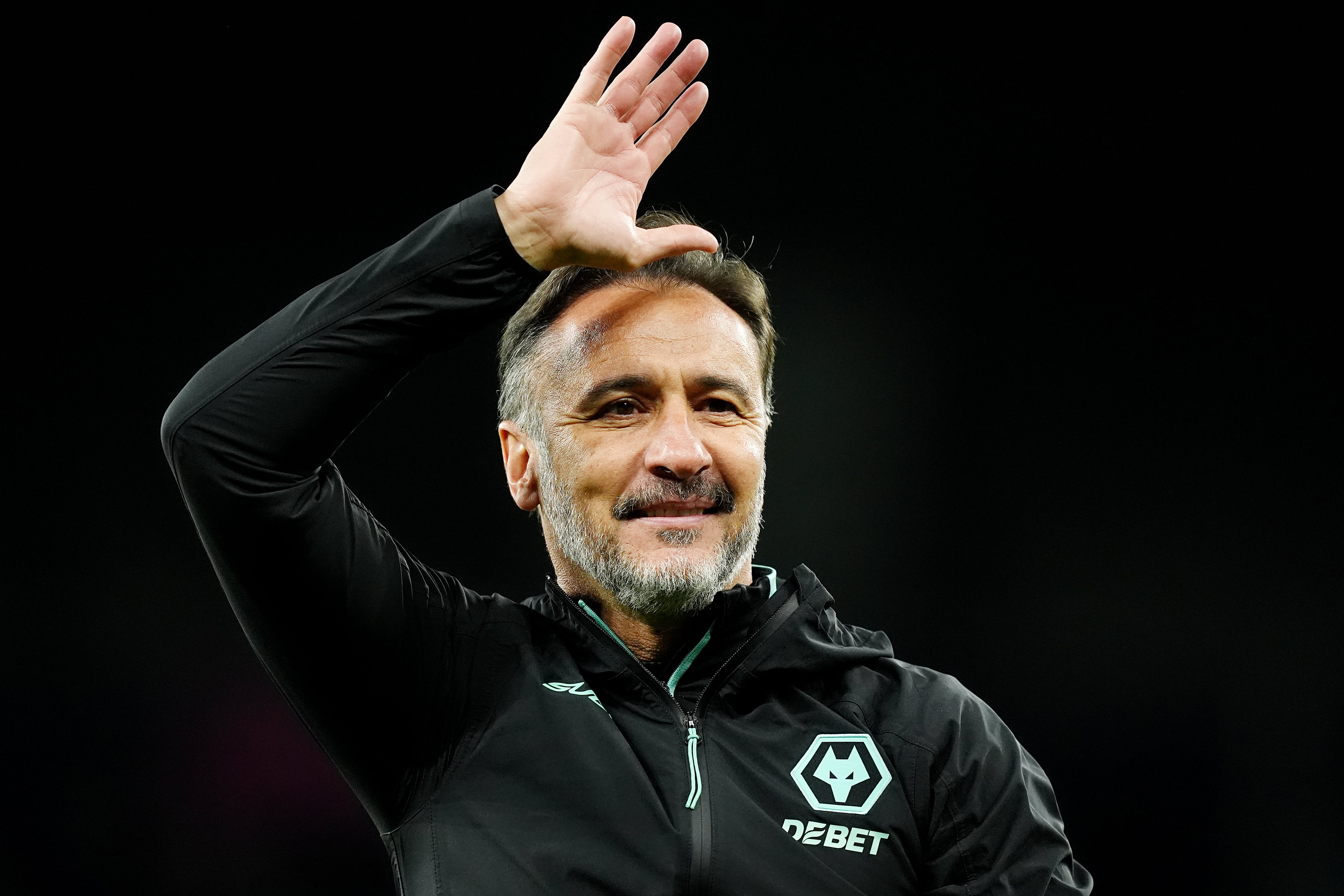 Vítor Pereira sacked by Wolves after bleak 10-game winless run