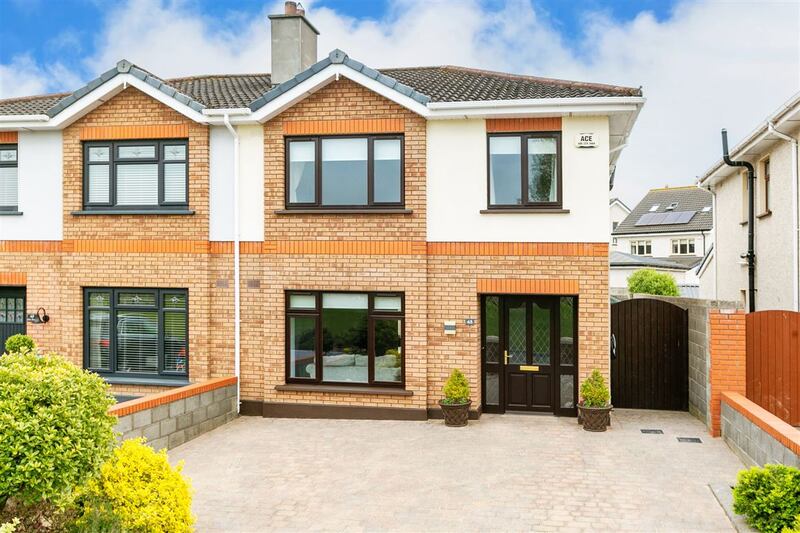 The property is a 10-minute walk from Maynooth University and 20 minutes from the train station, with services reaching Dublin city in 40 minutes