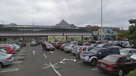 Woman trapped in lift for 4½ minutes awarded €25,000