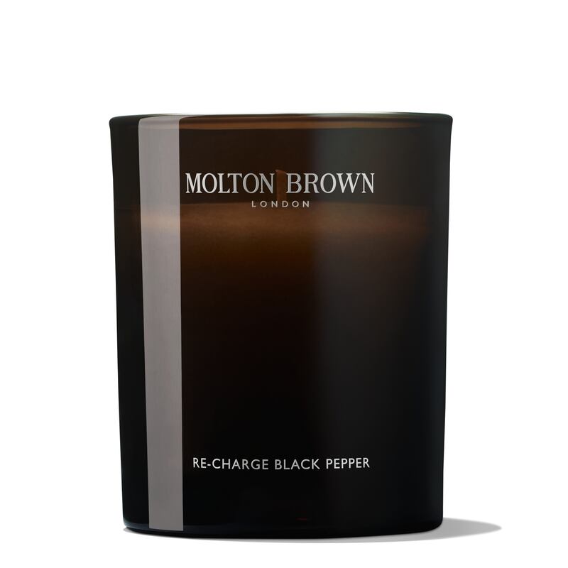 Molton Brown Black Pepper Re-Charge Signature Candle