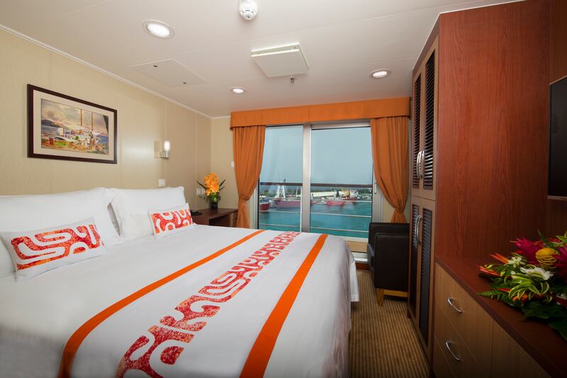 Deluxe stateroom on the Aranui 5