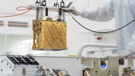 Nasa device extracts breathable oxygen from thin Martian air