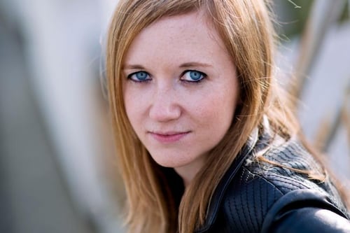 The Versions of Us by Laura Barnett: Review