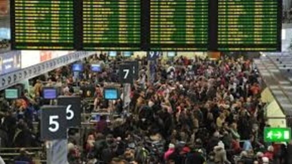 The couple had alleged that while travelling to Orlando in September 2012 they had been stopped by staff at a security checkpoint