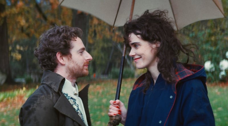 Jane Austen Wrecked My Life: Pablo Pauly as Félix and Camille Rutherford as Agathe in Laura Piani's film
