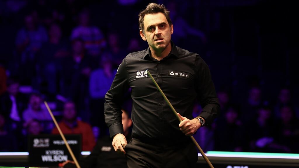 Ronnie O’Sullivan trails Mark Williams at the Crucible. Photo: Getty Images