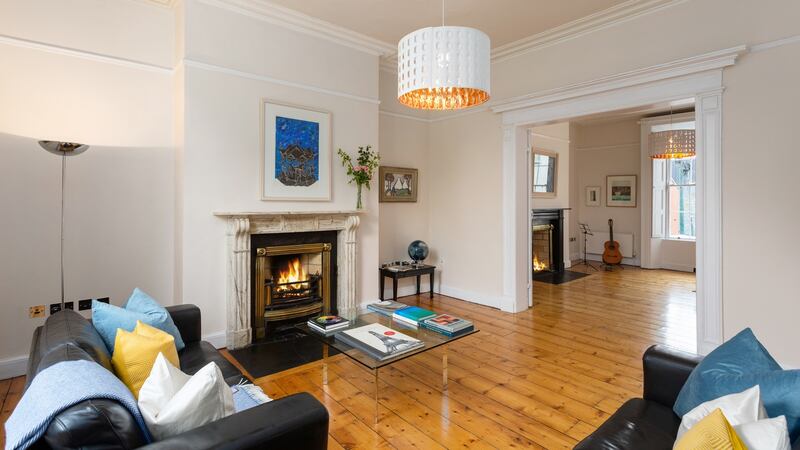 Interconnecting reception rooms