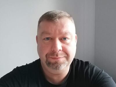 Tomasz Zareba: 'It would be much safer for him to jump on the lorry instead of the footpath'.