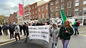 Anti-immigration protest at Leinster House leads to temporary street closures