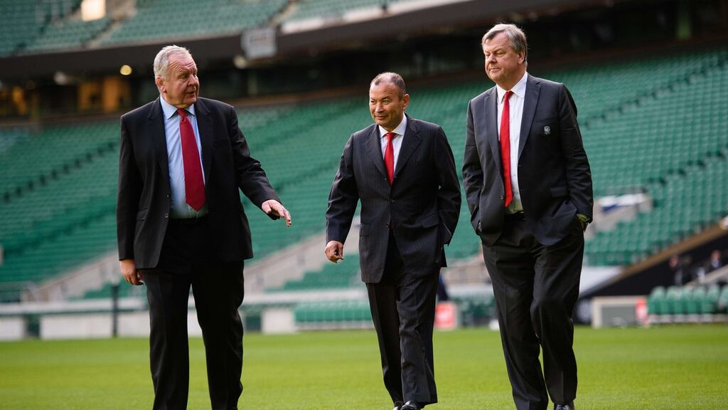 The new England coach Eddie Jones with the Rugby Football Union chairman Bill Beaumont (left) and chief executive Ian Ritchie at Twickenham. Photograph: Reuters