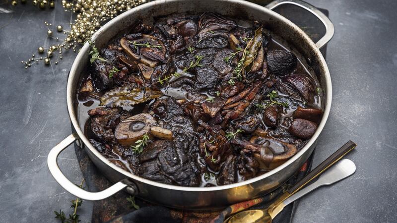 Osso bucco of beef, red wine and figs