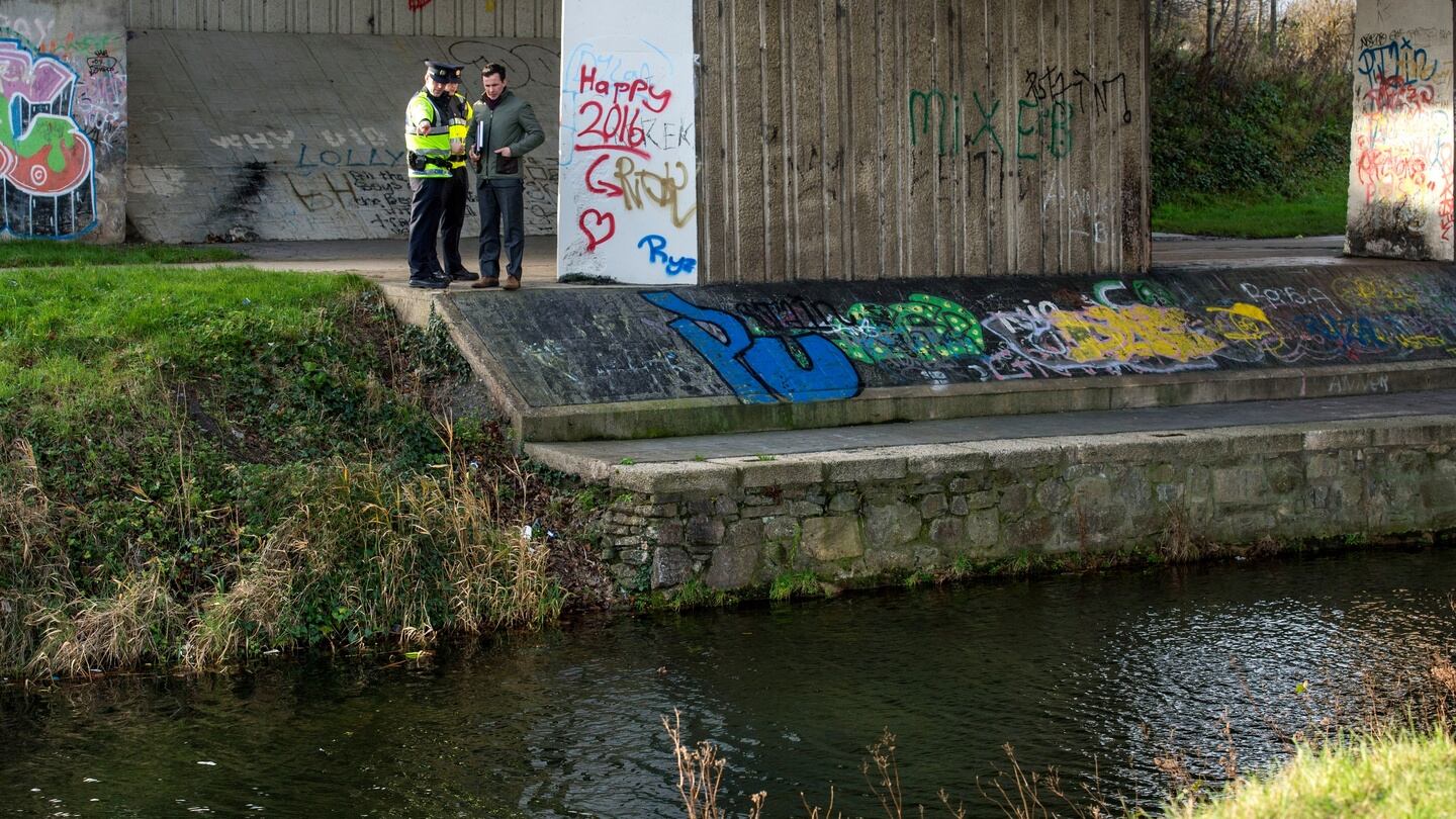 Gardaí at the Grand Canal, Fonthill Road, Dublin. Photograph: Dara Mac Dónaill