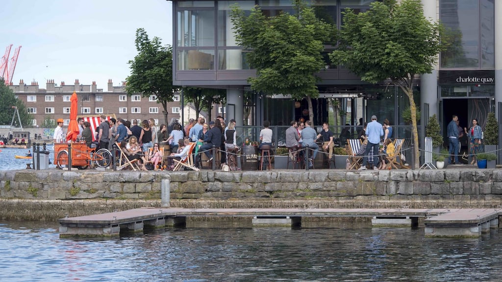 Charlotte Quay has begun its Summer Supper Series.