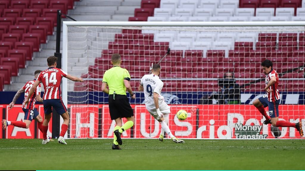 Karim Benzema of Real Madrid equalises during the La Liga draw with Atlético de Madrid at Estadio Wanda Metropolitano. Photo: Denis Doyle/Getty Images