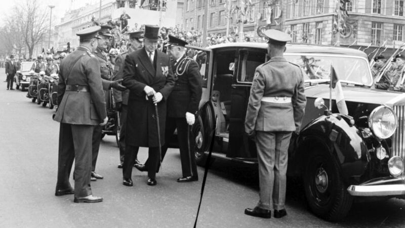 Easter Rising: Éamon de Valera arrives at the GPO for the 50th-anniversary military parade, in 1966. Photograph courtesy of the National Photographic Archive