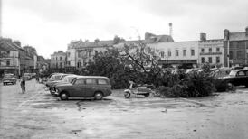 Hurricane Debbie: high winds, death and destruction in 1961