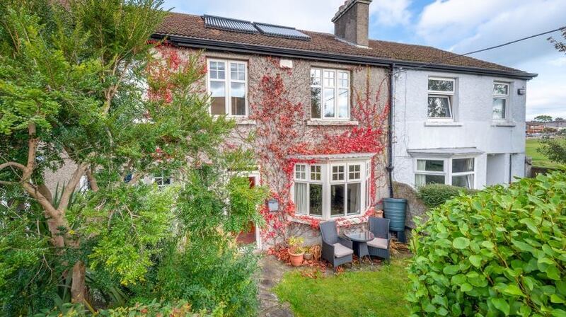 8 St Peter’s Terrace, Glasthule, Co Dublin
