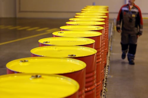 Oil heads for  biggest weekly advance since April