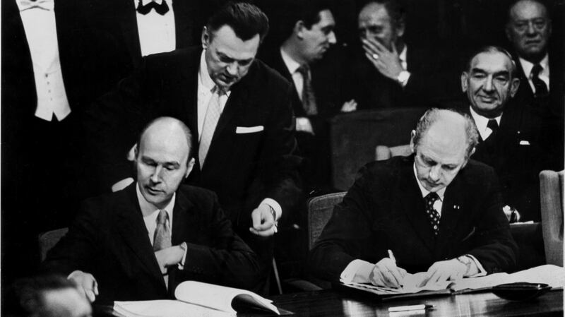 The then Foreign Affairs Minister Dr Patrick Hillery and Taoiseach Jack Lynch sign the Treaty of Accession to the EEC in Brussels on January 22nd, 1972.