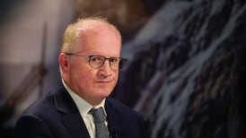 Shares fall as inflation fears resurface