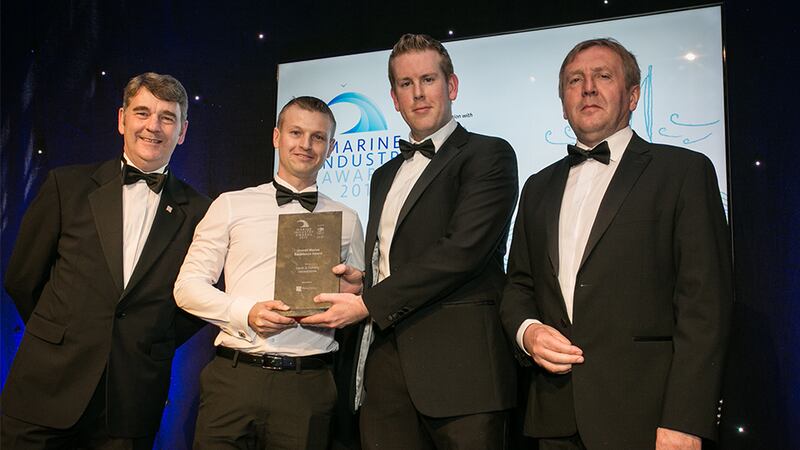 Minister Michael Creed and Peter Heffernan, CEO, Marine Institute presents the Overall Marine Excellence award to David Igoe and Donal O’ Driscoll, Gavin & Doherty Geosolutions.