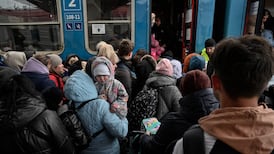 Almost 2,500 housing offers for Ukrainians as portal starts processing pledges