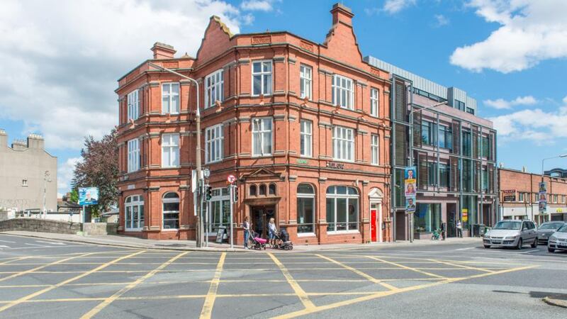 D4 trophy asset for over €6.7m