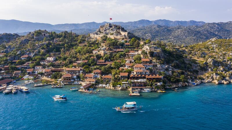 The village of Kalekoy, overlooked by an Eastern Roman castle.