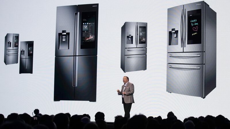 CES 2018: Uncooperative robots and tech problems dominate first day