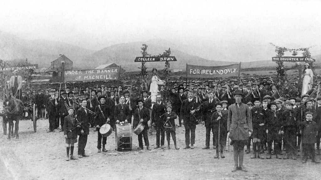 Irish Volunteers in Dingle in 1915