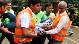 Security forces  surround militants in Kenyan mall