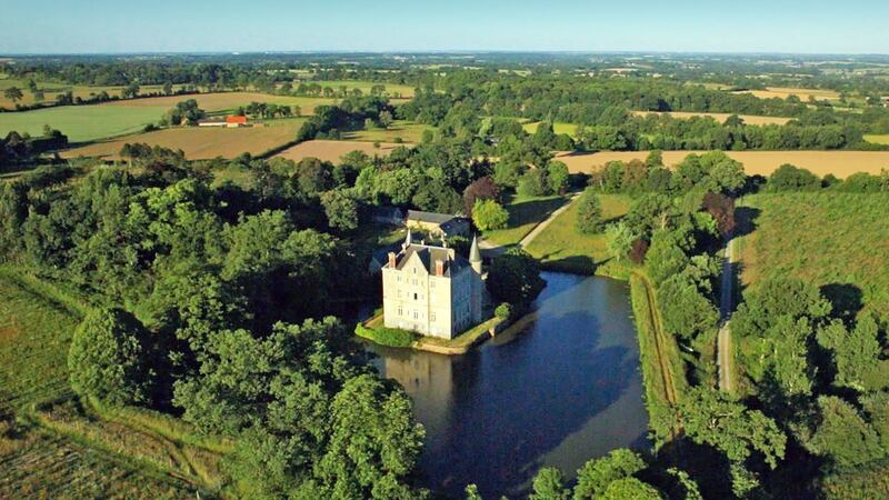 Escape to the Chateau