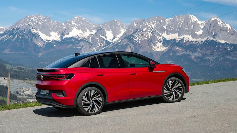 VW ID.5: The underpinnings have been tweaked to add 15mm more between the front and rear wheels than on the ID.4