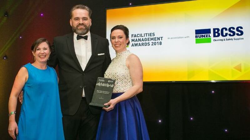 Mark Keeley, Target Market Manager, KÄRCHER, presents the Best People Development in Facilities Management award to Rosanne Edger and Kate Connellan, ISS Ireland