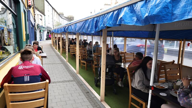 Outdoor dining in Carrick-on-Shannon, Co Leitrim. Photograph: Dara Mac Dónaill